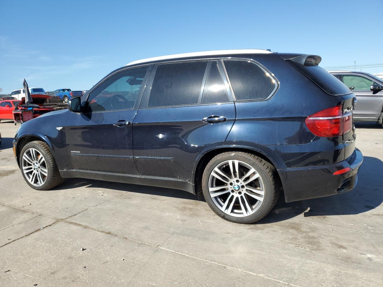 2013 BMW X5 XDRIVE5 - Image 2