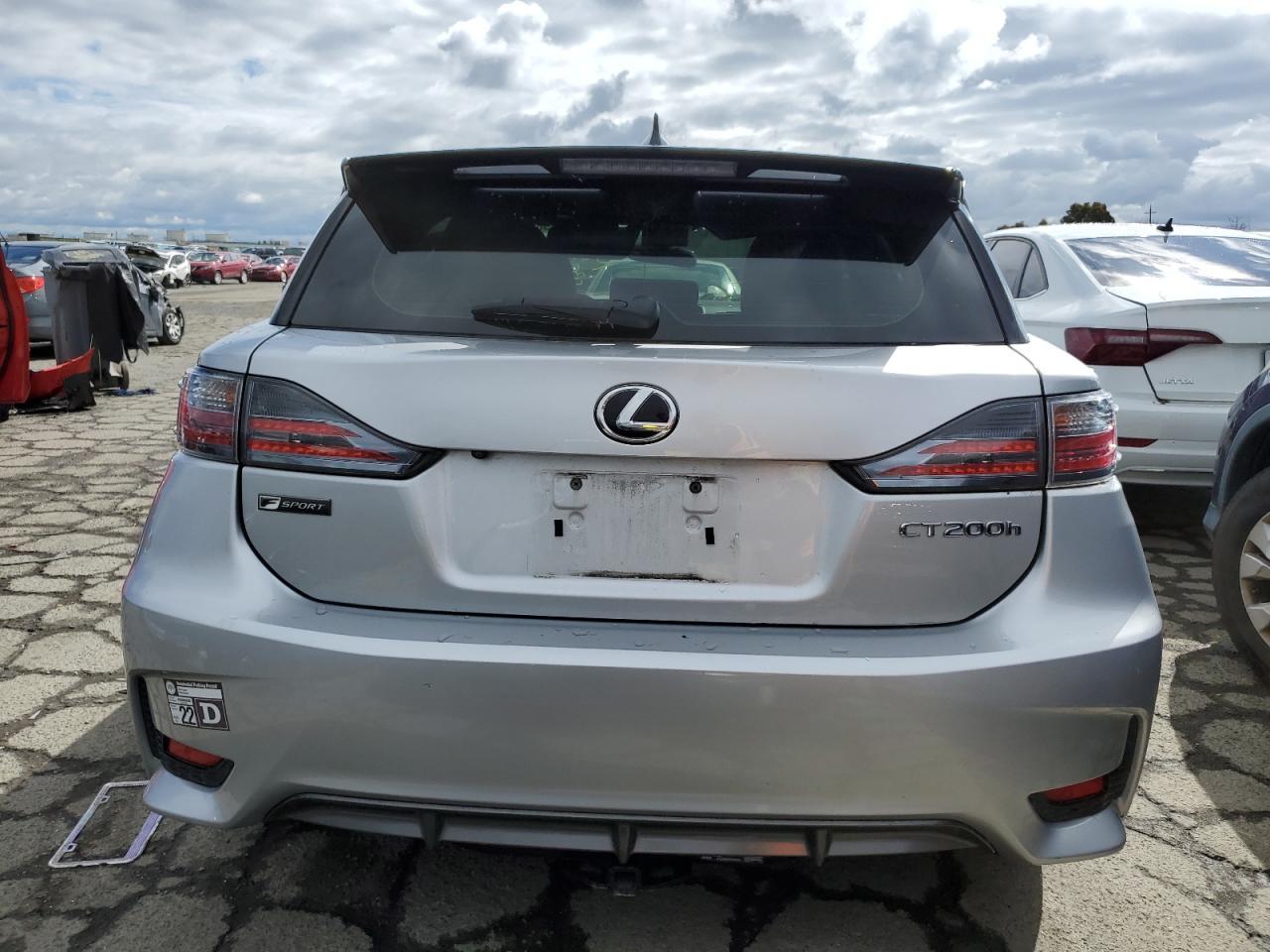 2016 LEXUS CT 200 - Фото 6