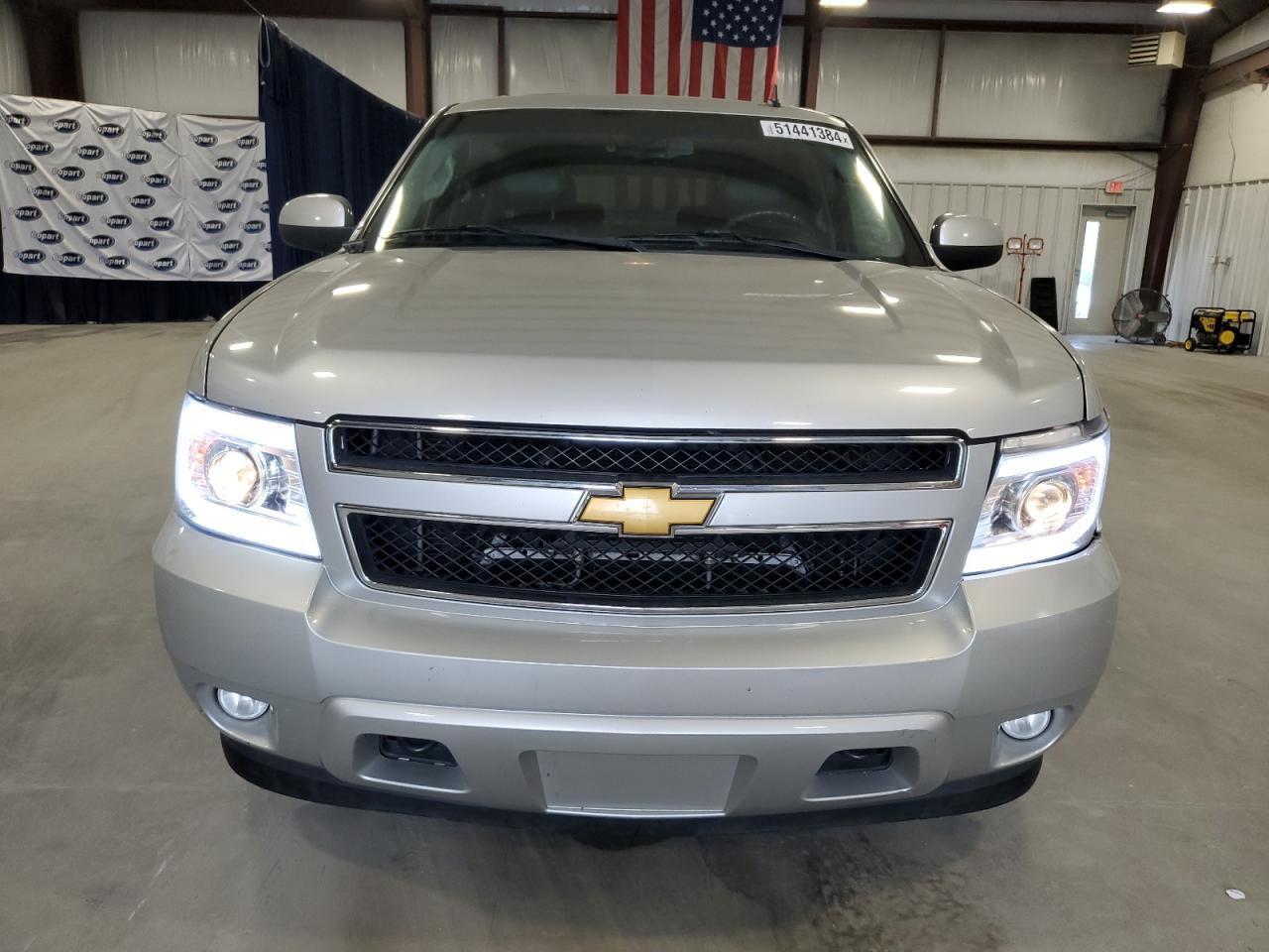 2011 CHEVROLET TAHOE K150 - Фото 5