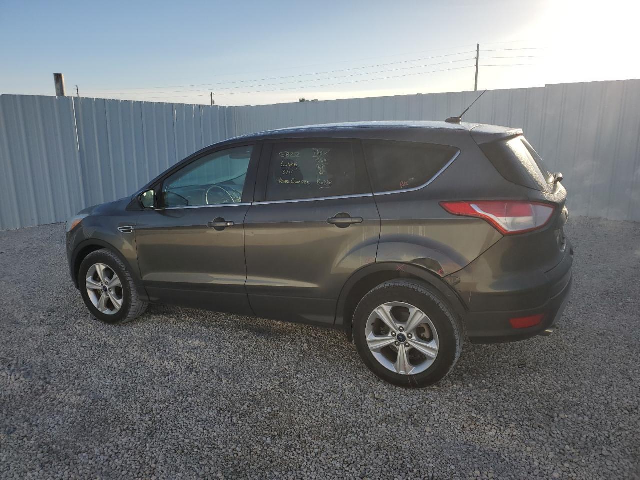 2015 FORD ESCAPE SE - Image 2