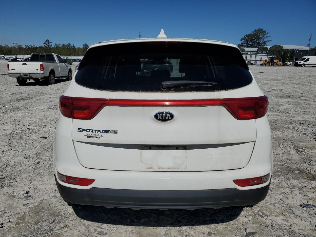 2017 KIA SPORTAGE L - Image 6