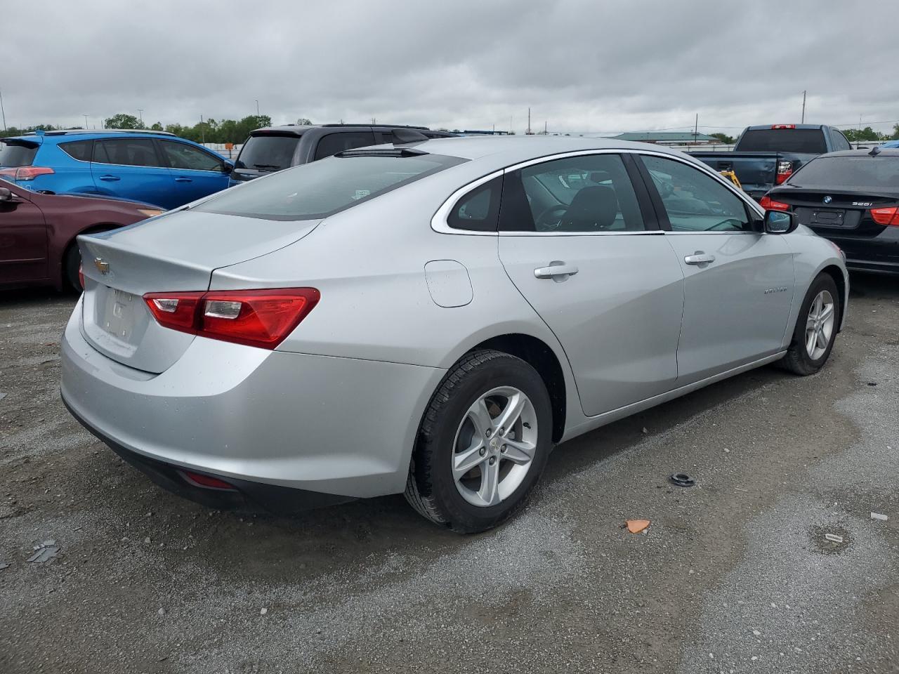 2019 CHEVROLET MALIBU LS - Image 3