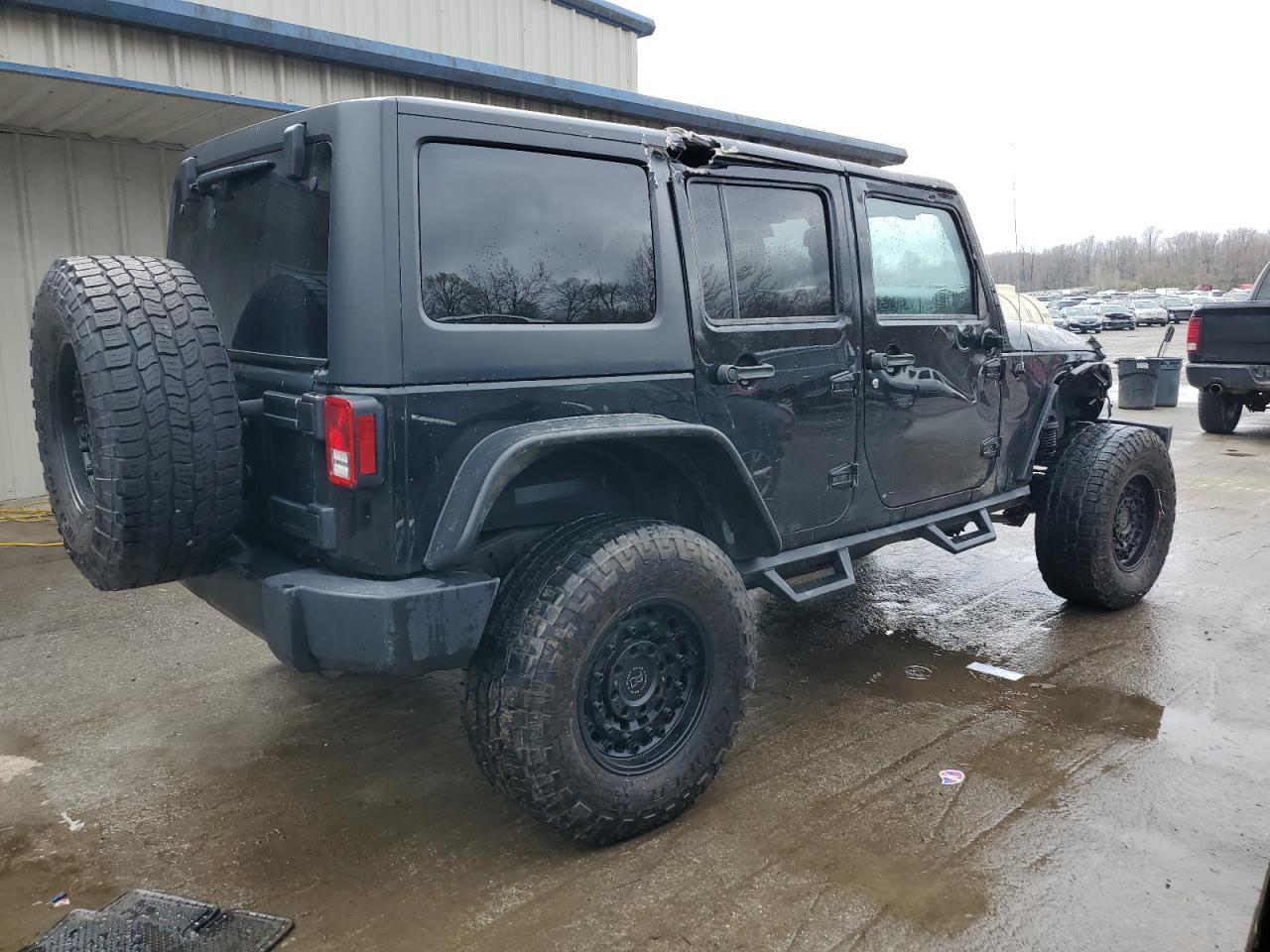 2015 JEEP WRANGLER U - Фото 3