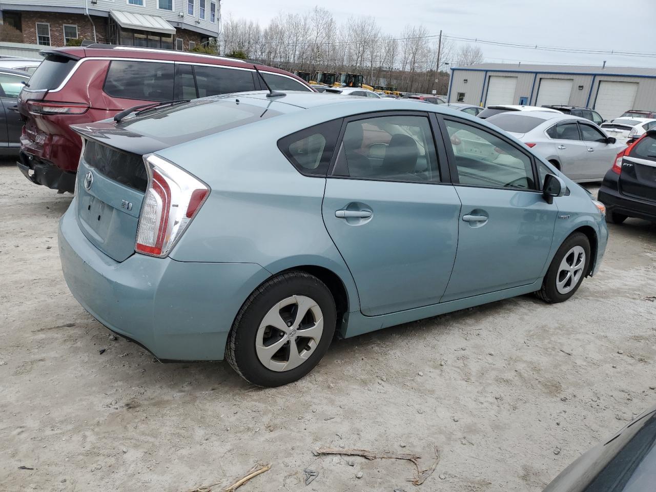 2013 TOYOTA PRIUS - Фото 3