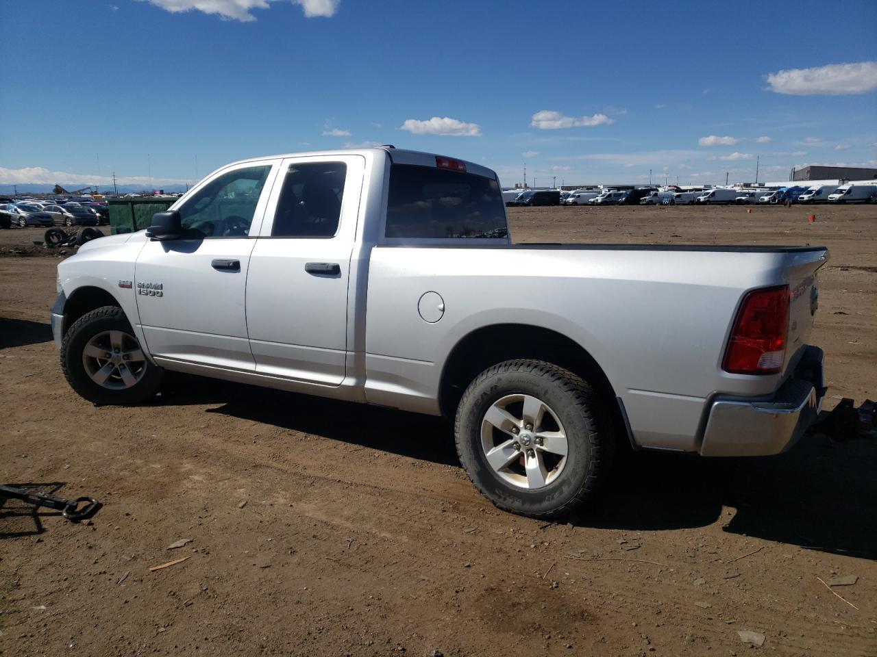 2014 RAM 1500 ST - Фото 2
