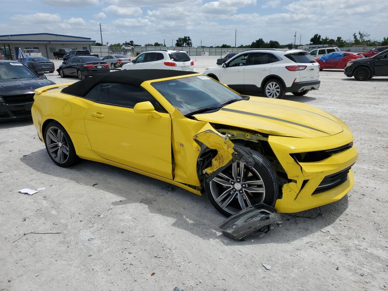 2018 CHEVROLET CAMARO LT - Image 4