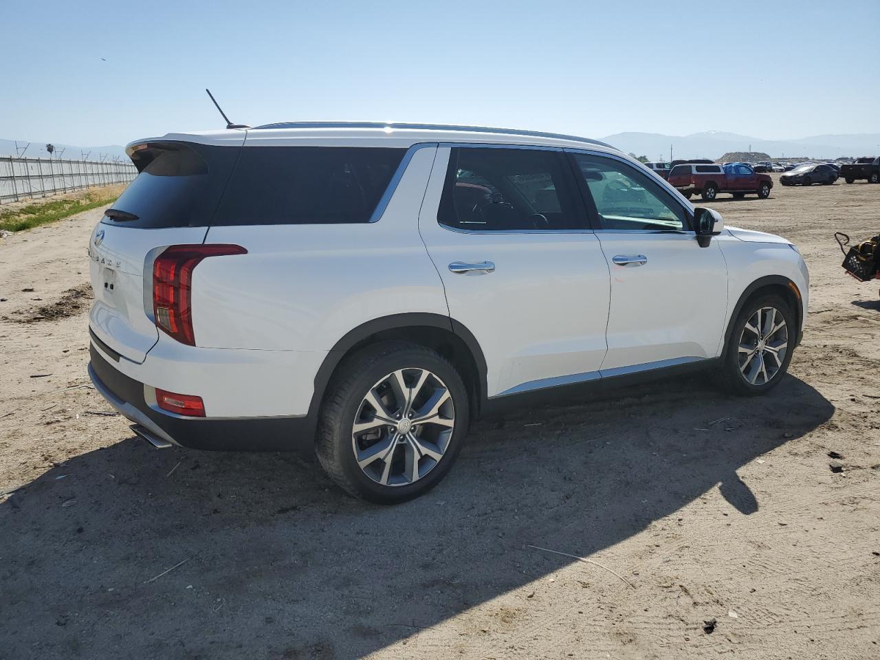 2020 HYUNDAI PALISADE S - Image 3
