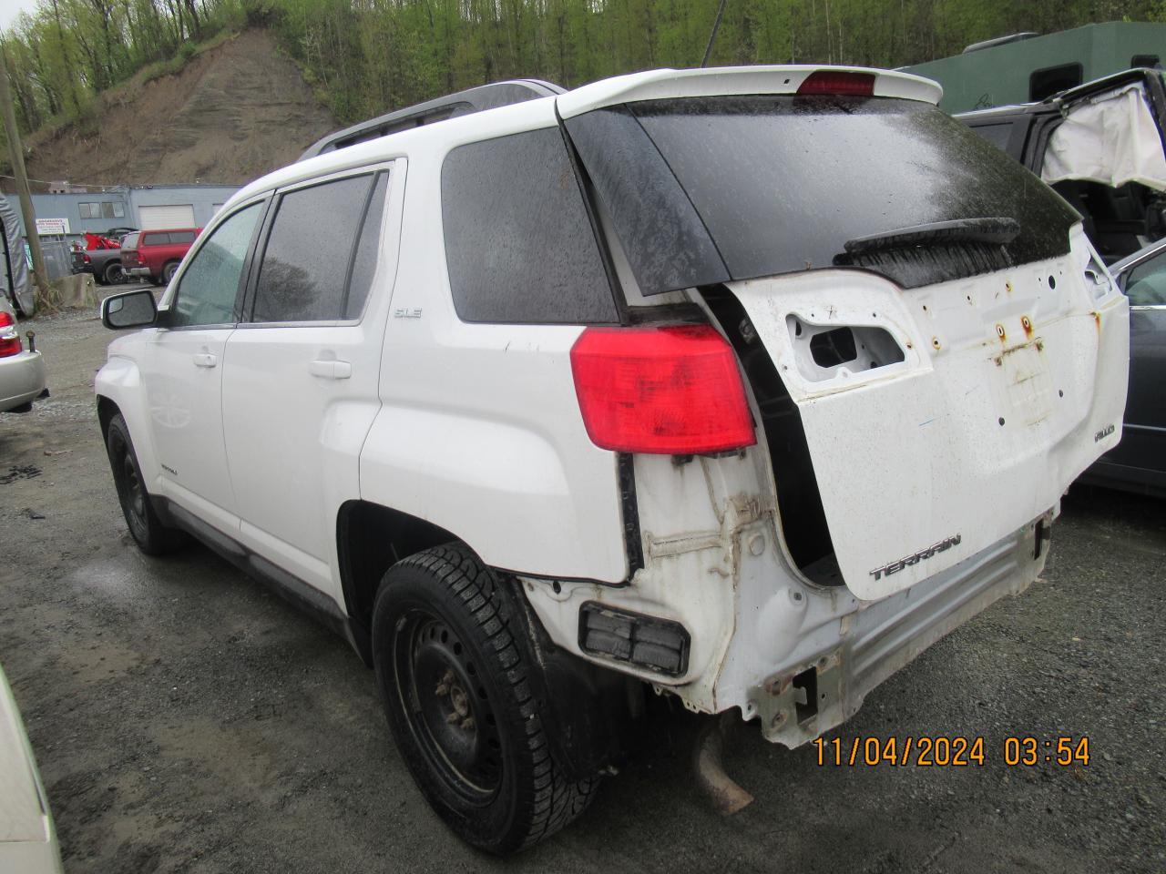 2013 GMC TERRAIN SL - Image 2