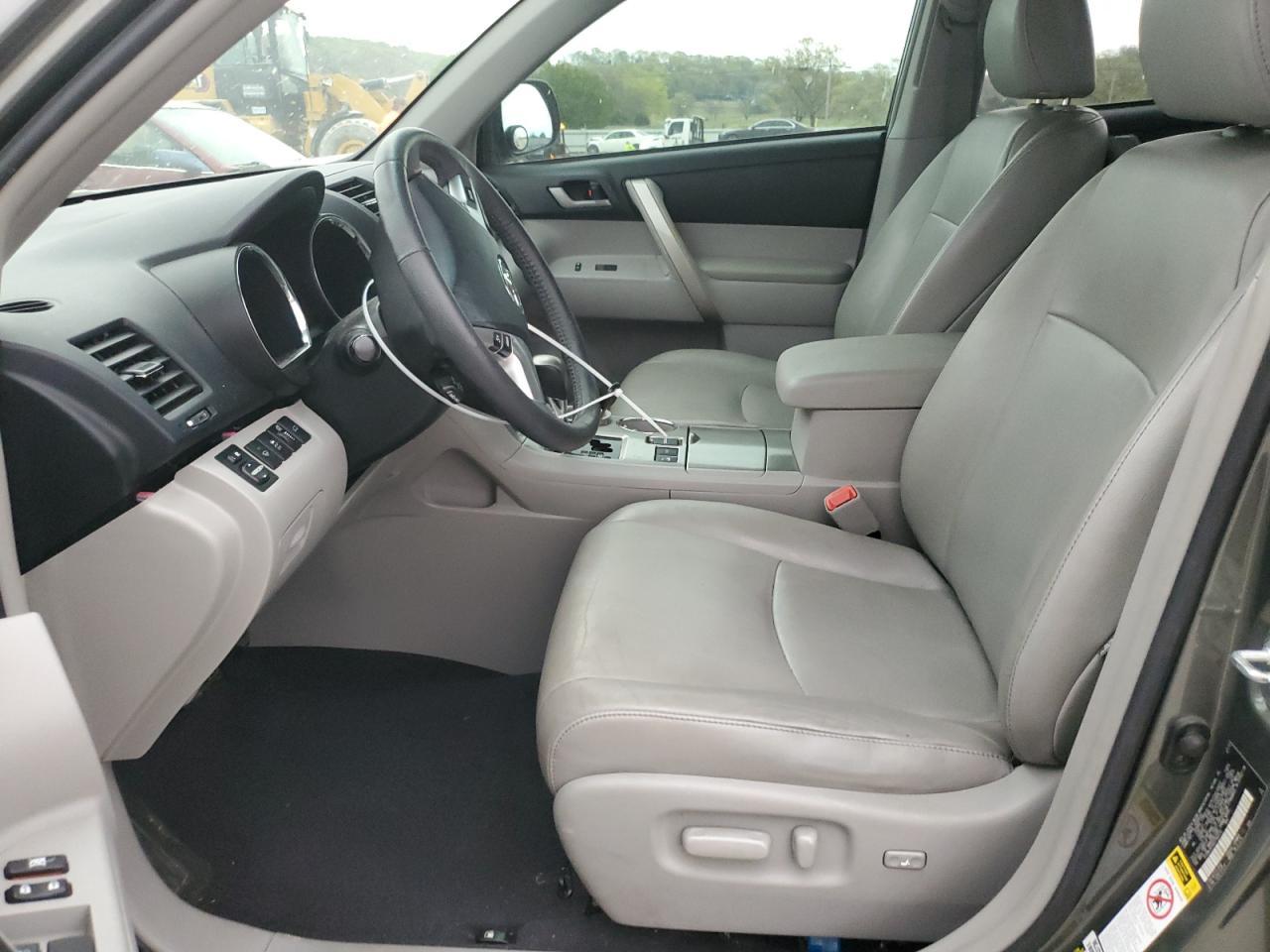2012 TOYOTA HIGHLANDER - Фото 7