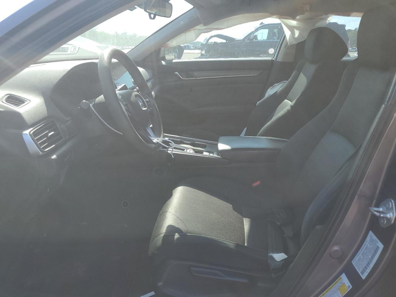 2018 HONDA ACCORD LX - Image 7