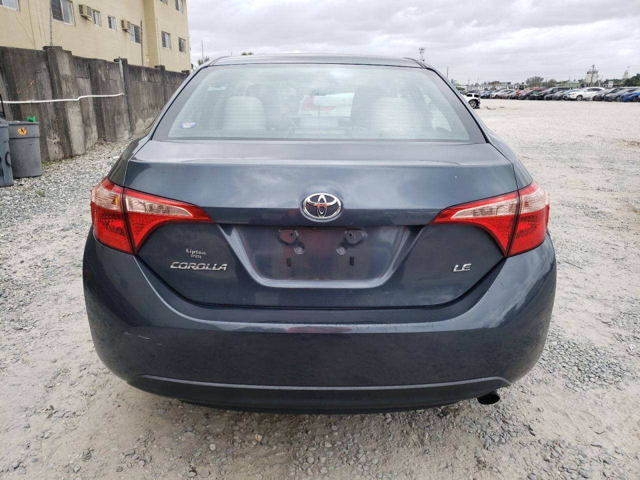2018 TOYOTA COROLLA L - Фото 6