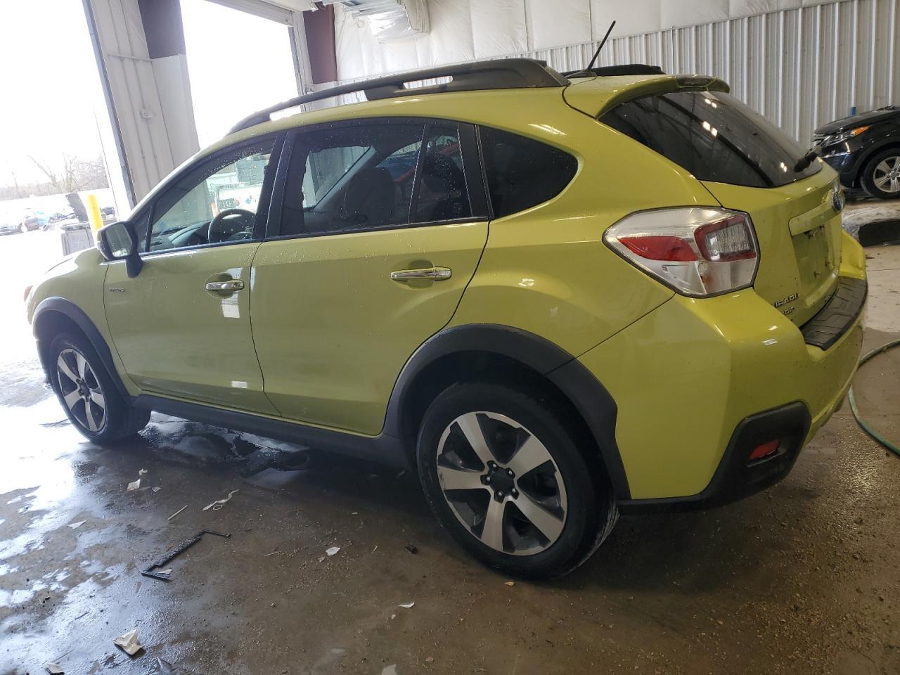 2014 SUBARU XV CROSSTR - Image 2