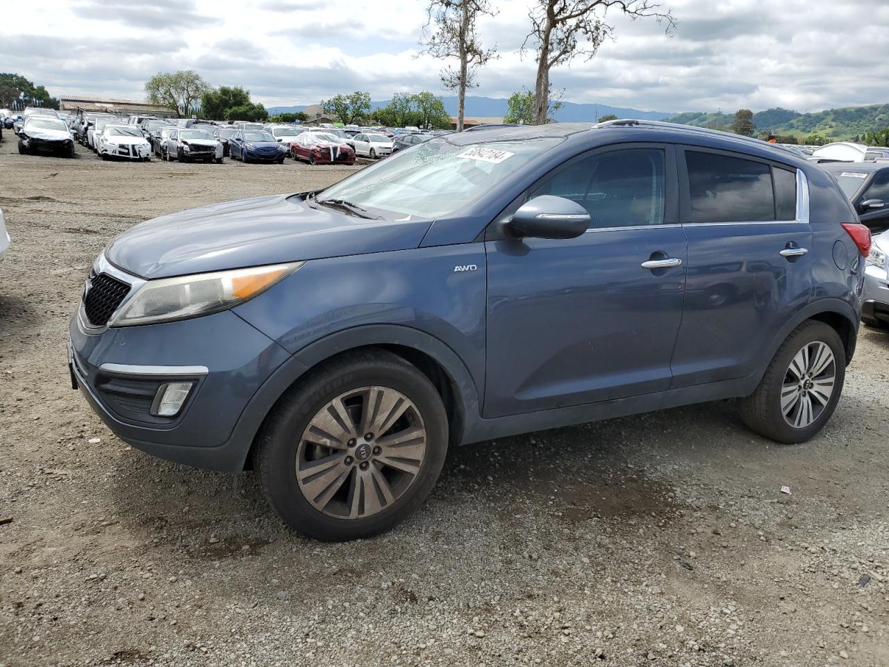 2015 KIA SPORTAGE E car image