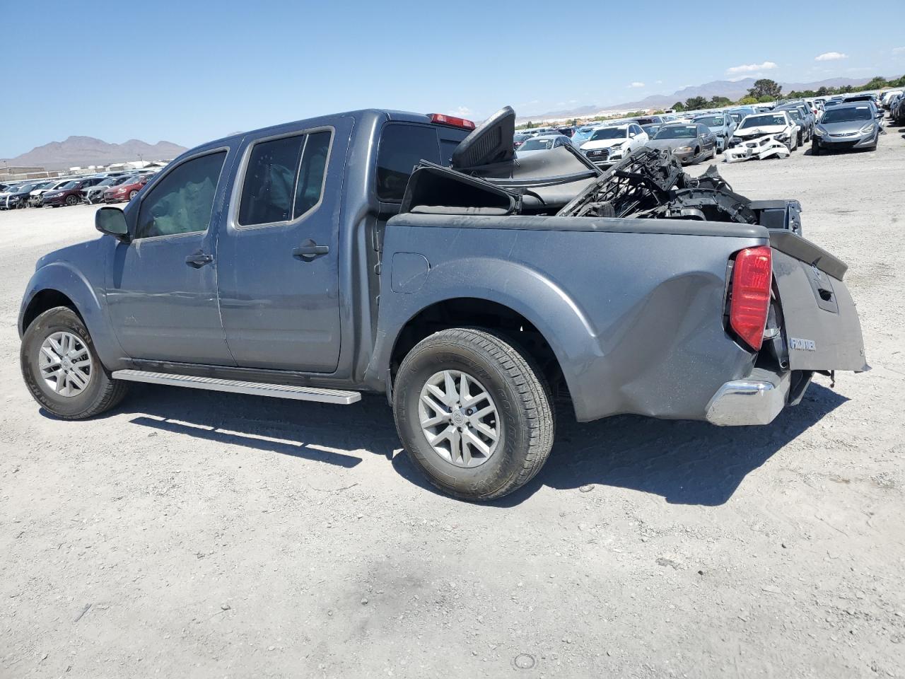 2019 NISSAN FRONTIER S - Фото 2