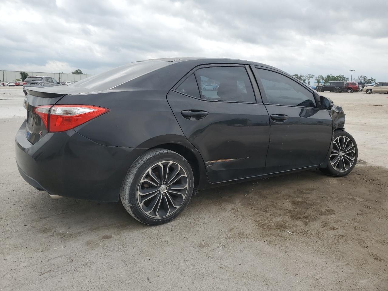 2015 TOYOTA COROLLA L - Фото 3