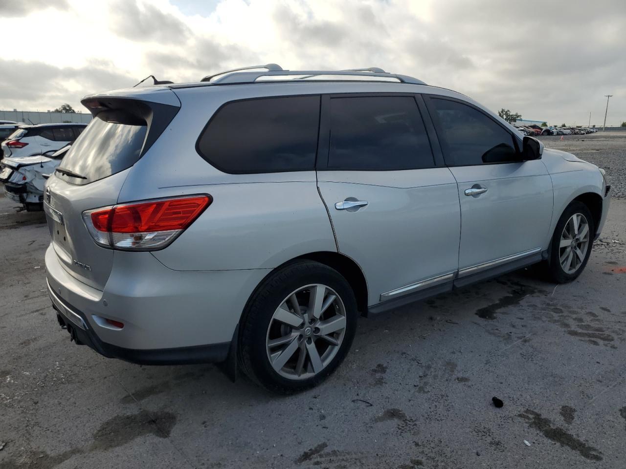 2013 NISSAN PATHFINDER - Image 3