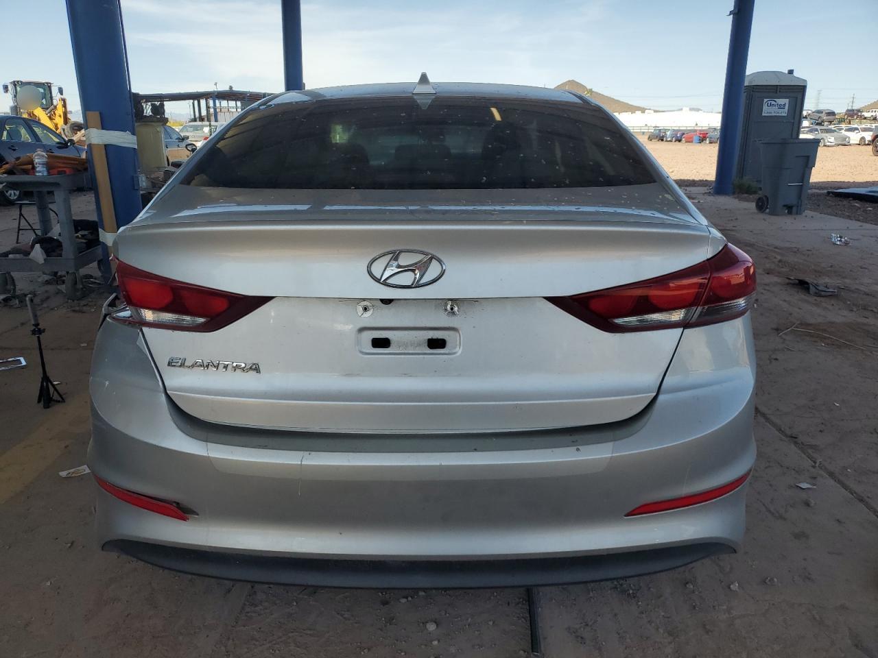 2017 HYUNDAI ELANTRA SE - Фото 6