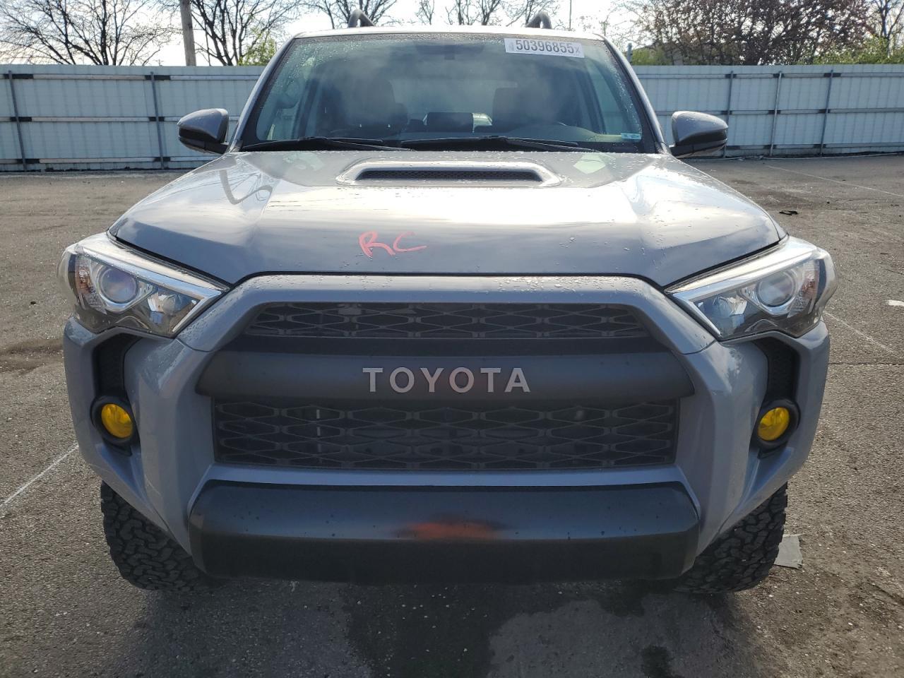 2017 TOYOTA 4RUNNER SR - Image 5