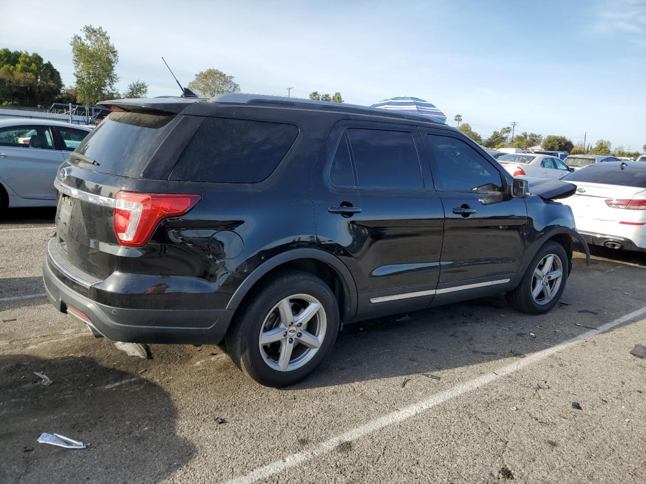 2018 FORD EXPLORER X - Фото 3