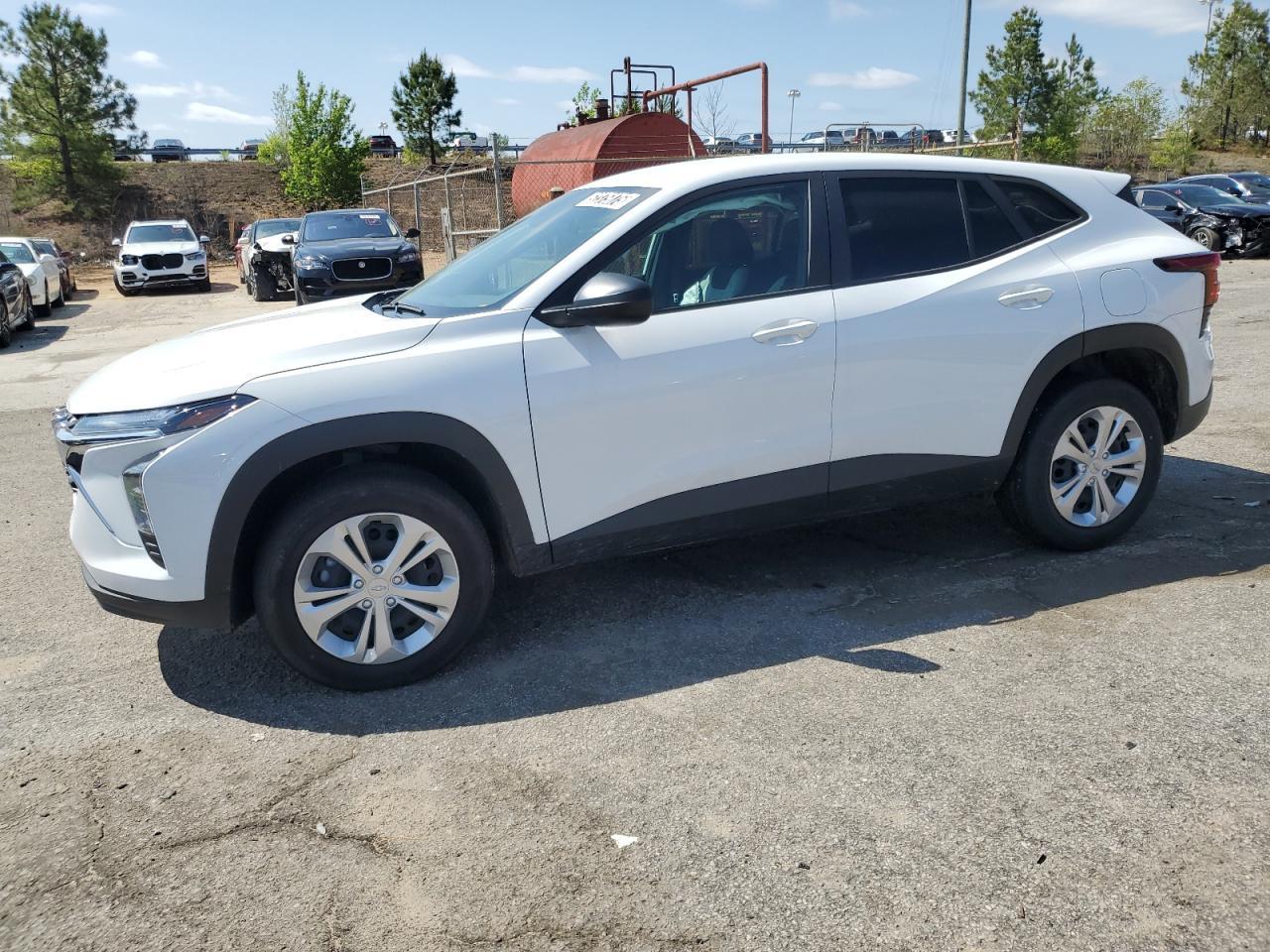 2024 CHEVROLET TRAX LS