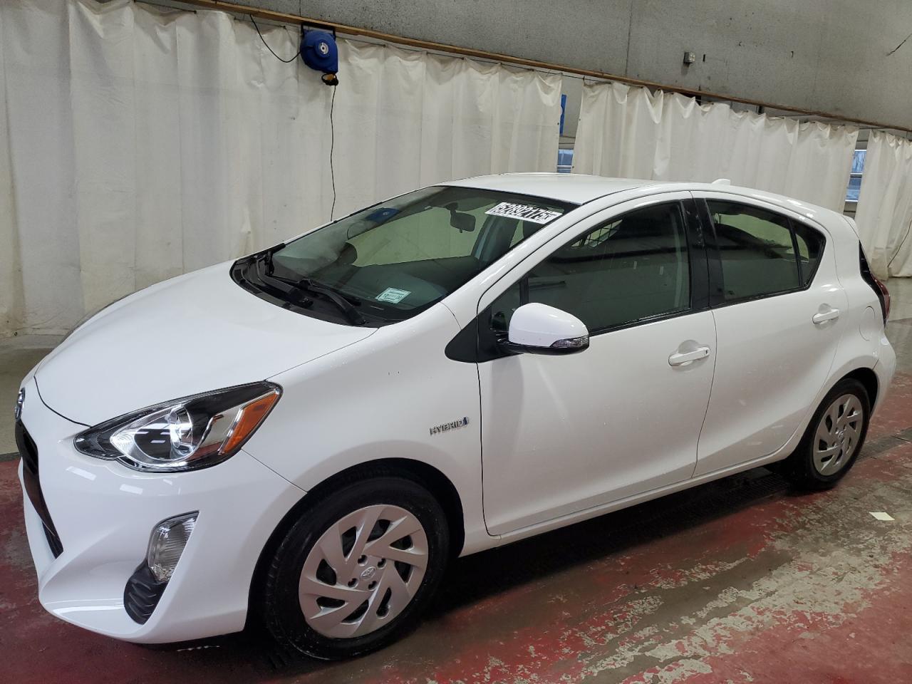2016 TOYOTA PRIUS C