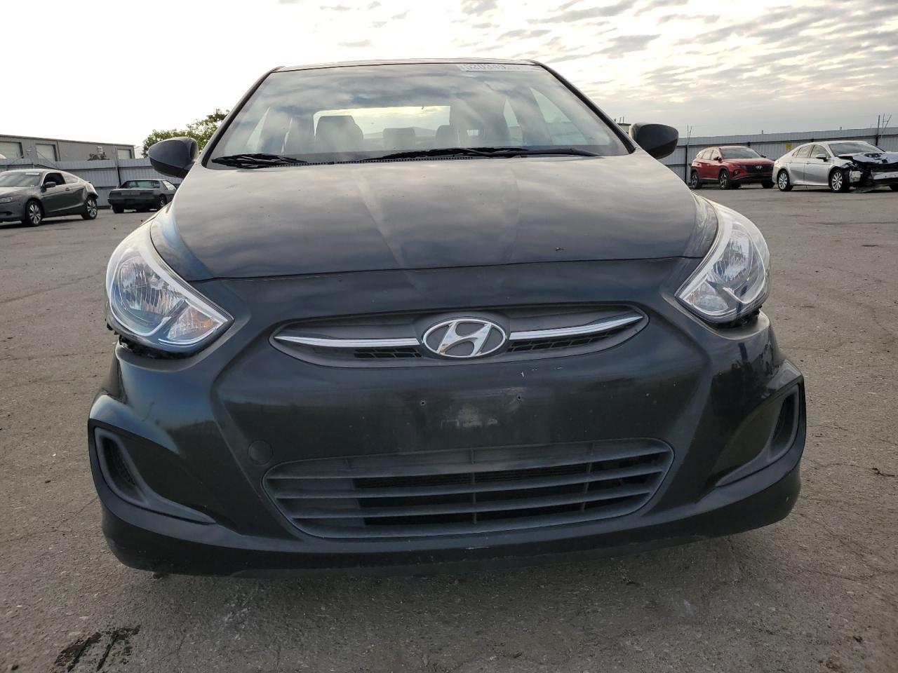 2016 HYUNDAI ACCENT SE - Фото 5