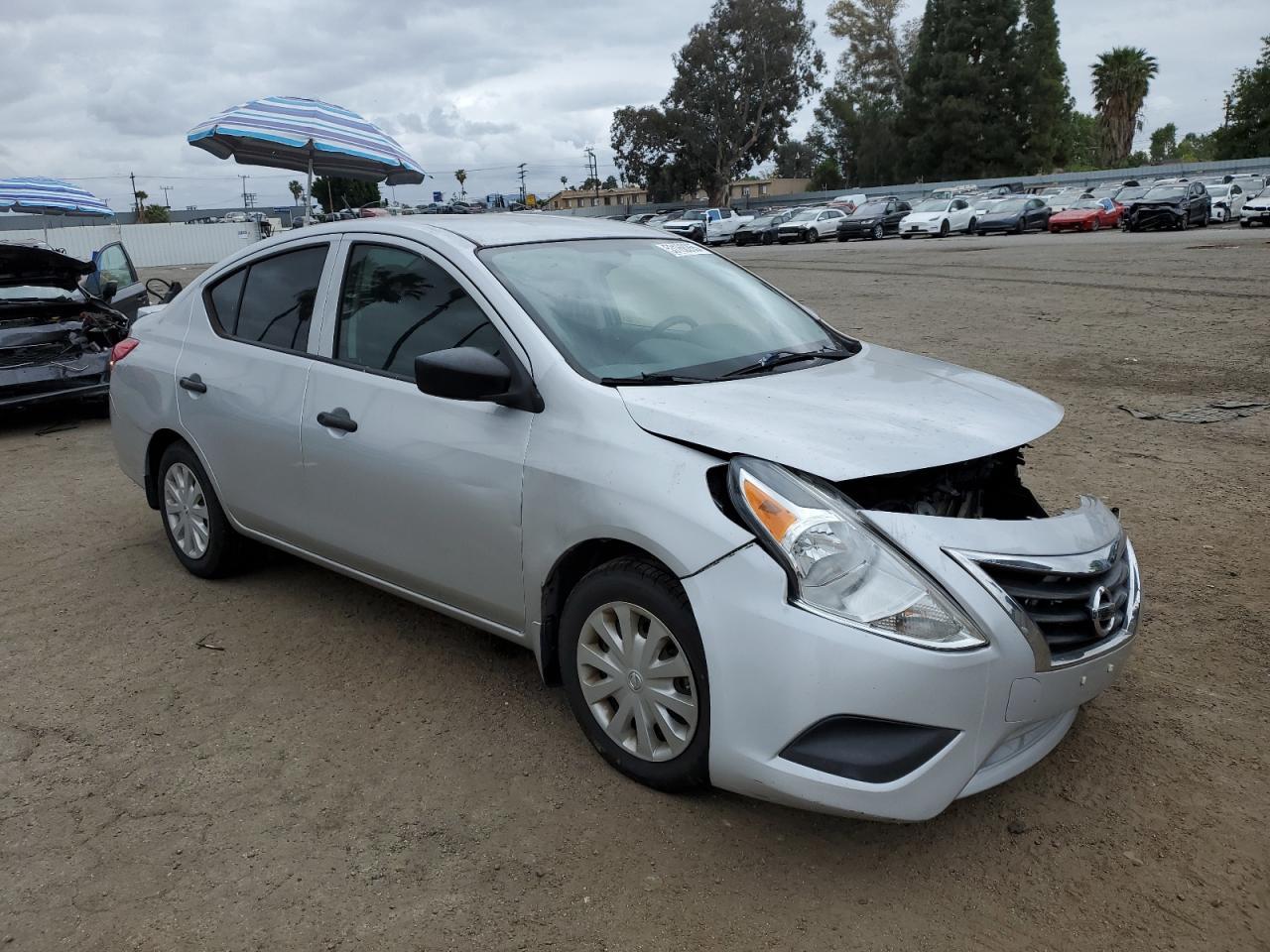 2016 NISSAN VERSA S - Фото 4