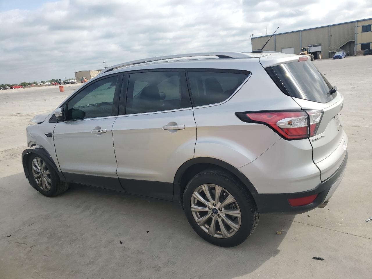 2017 FORD ESCAPE TIT - Image 2