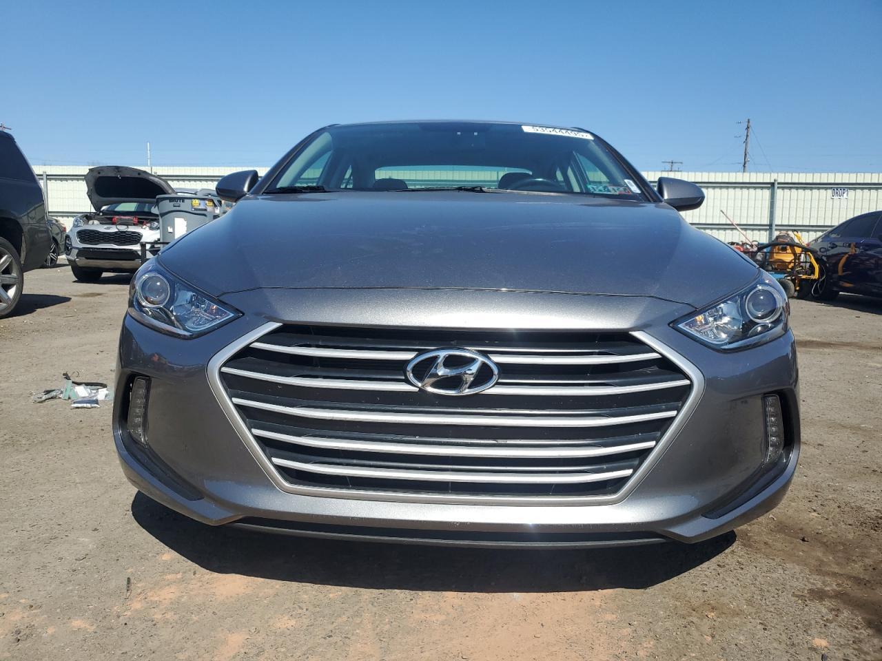 2018 HYUNDAI ELANTRA SE - Image 5