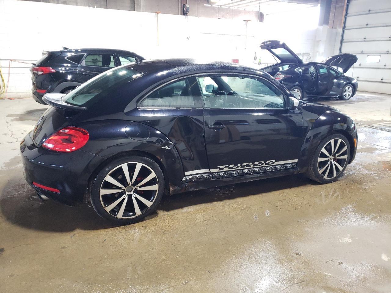 2012 VOLKSWAGEN BEETLE TUR - Image 3