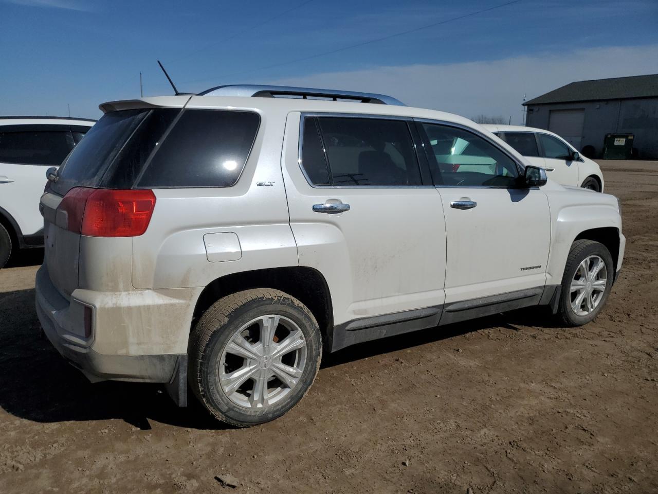 2016 GMC TERRAIN SL - Image 3