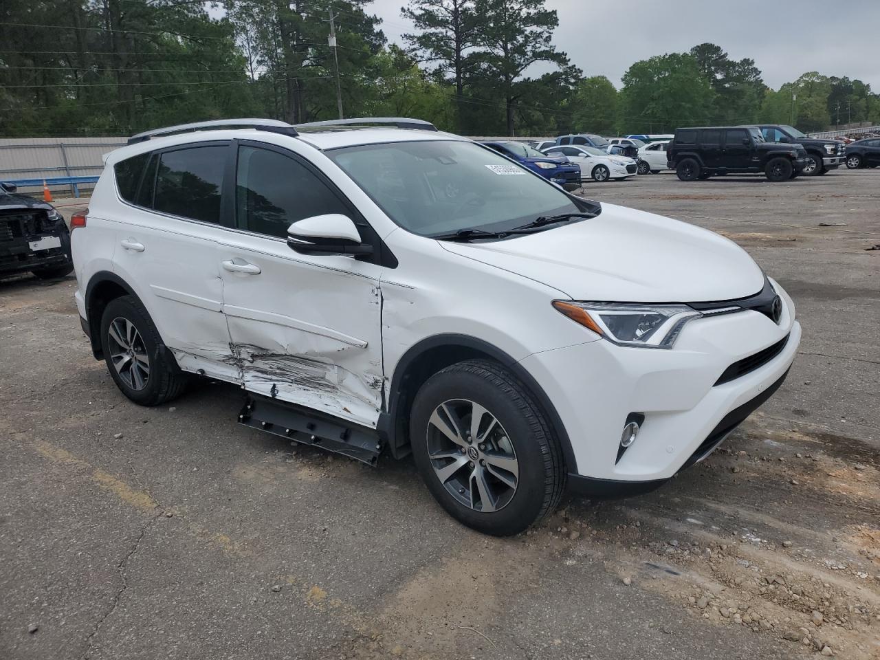 2018 TOYOTA RAV4 ADVEN - Image 4