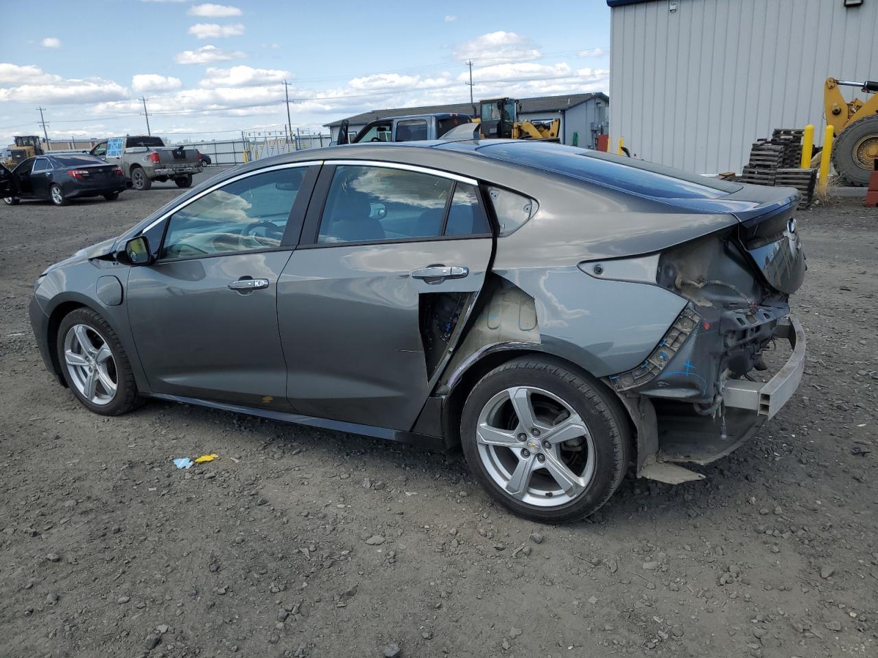 2017 CHEVROLET VOLT LT - Image 2