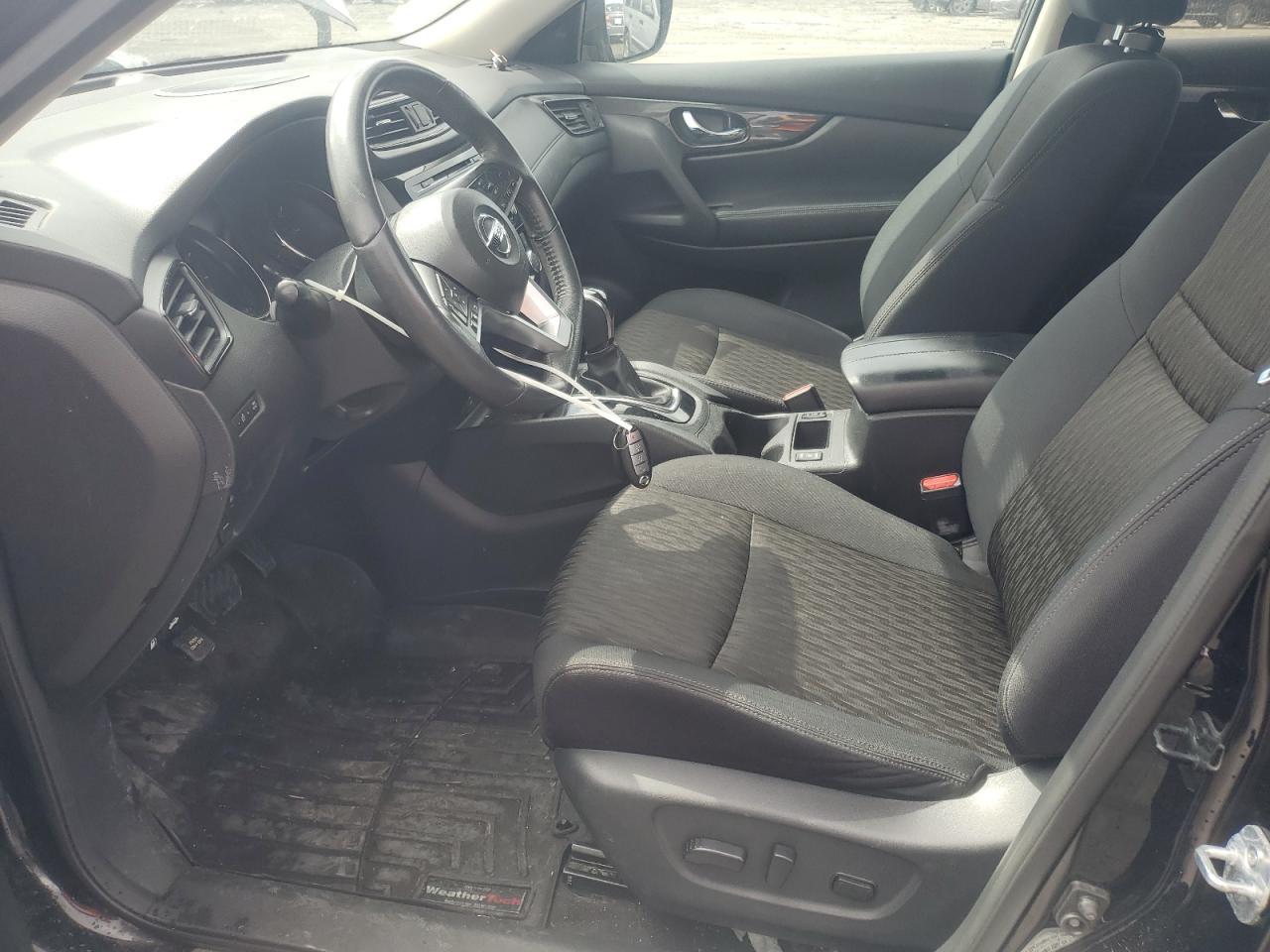 2017 NISSAN ROGUE SV - Image 7