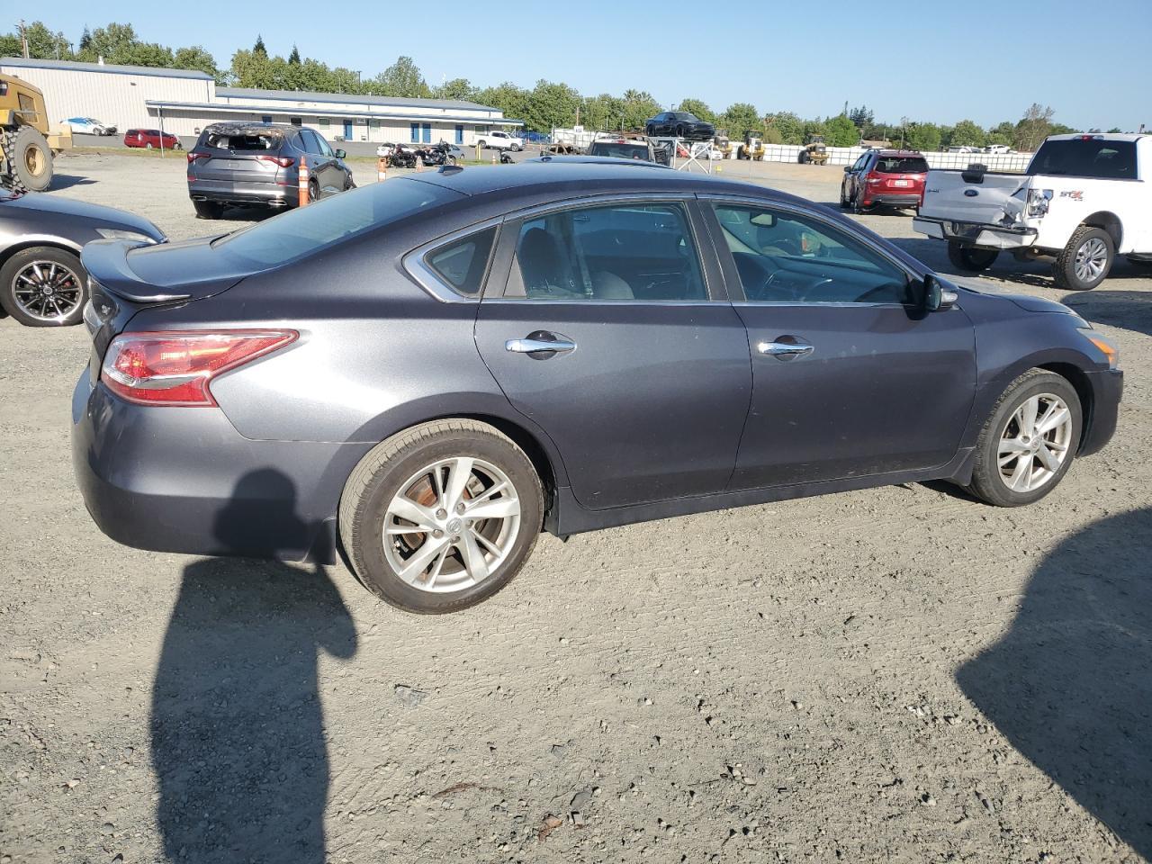 2013 NISSAN ALTIMA 2.5 - Фото 3