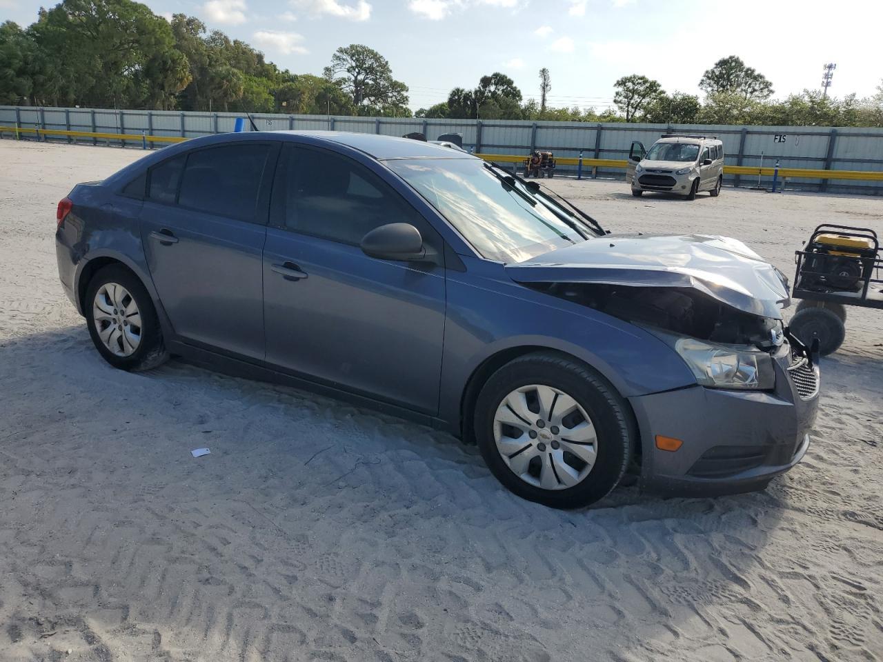 2014 CHEVROLET CRUZE LS - Фото 4