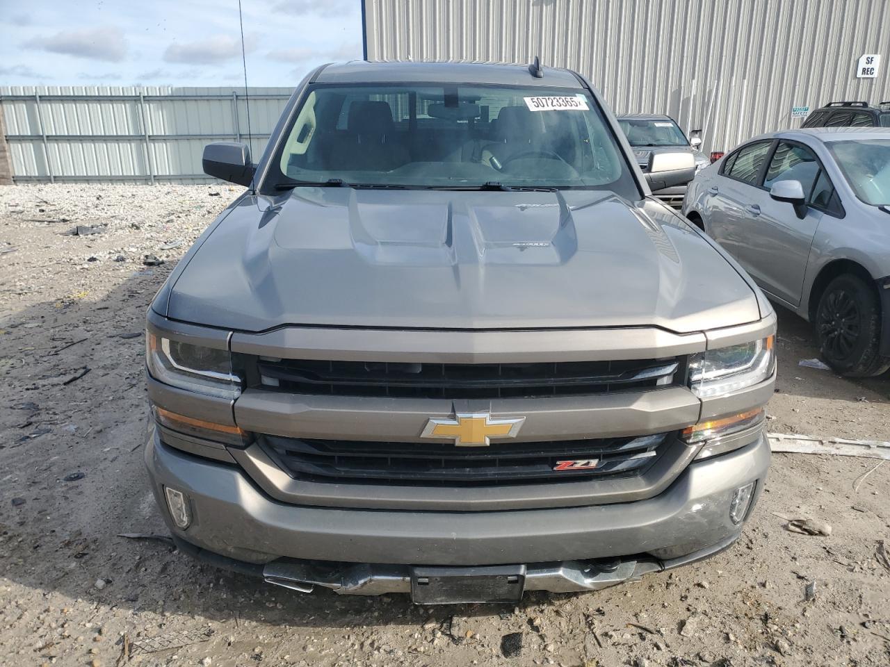 2017 CHEVROLET SILVERADO - Image 5