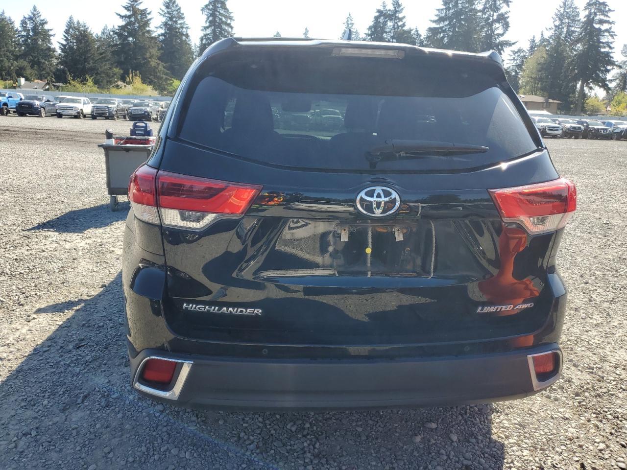 2018 TOYOTA HIGHLANDER - Фото 6