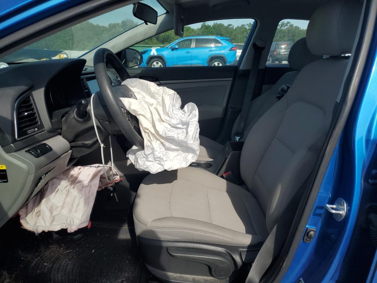 2018 HYUNDAI ELANTRA SE - Image 7