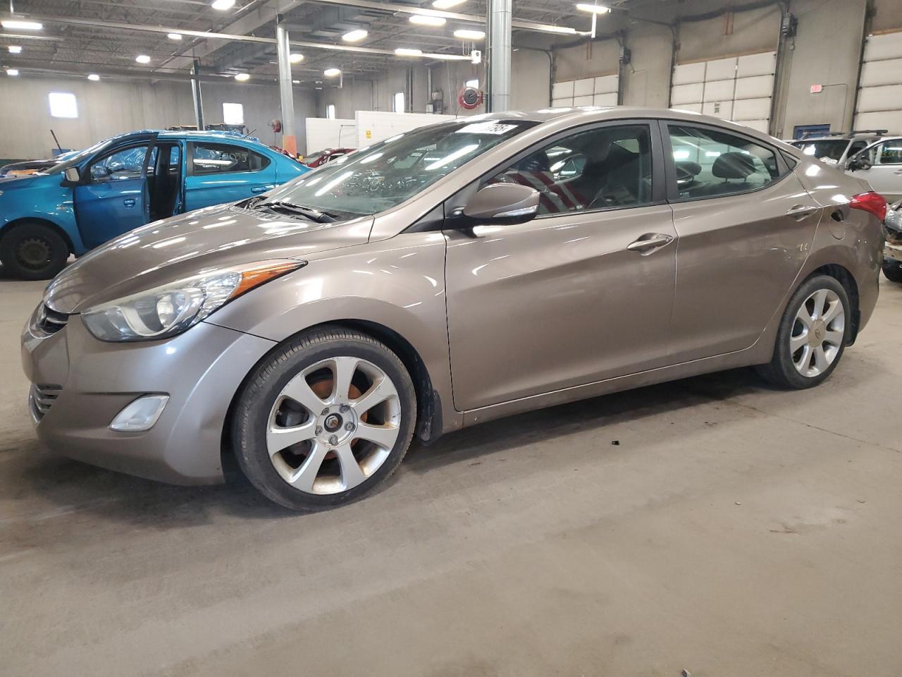 2013 HYUNDAI ELANTRA GL