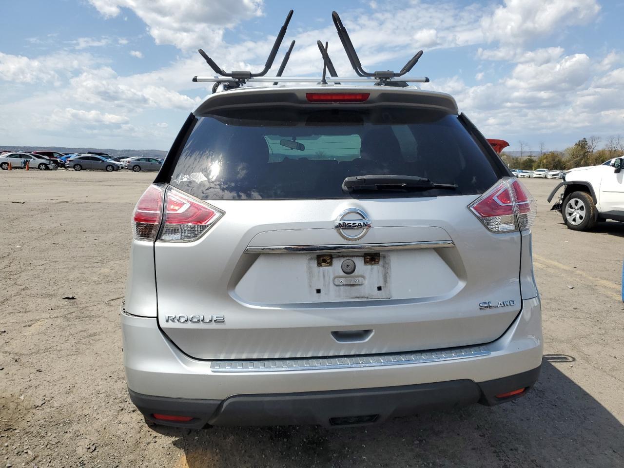 2015 NISSAN ROGUE S - Image 6