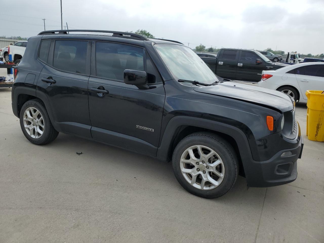 2018 JEEP RENEGADE L - Image 4