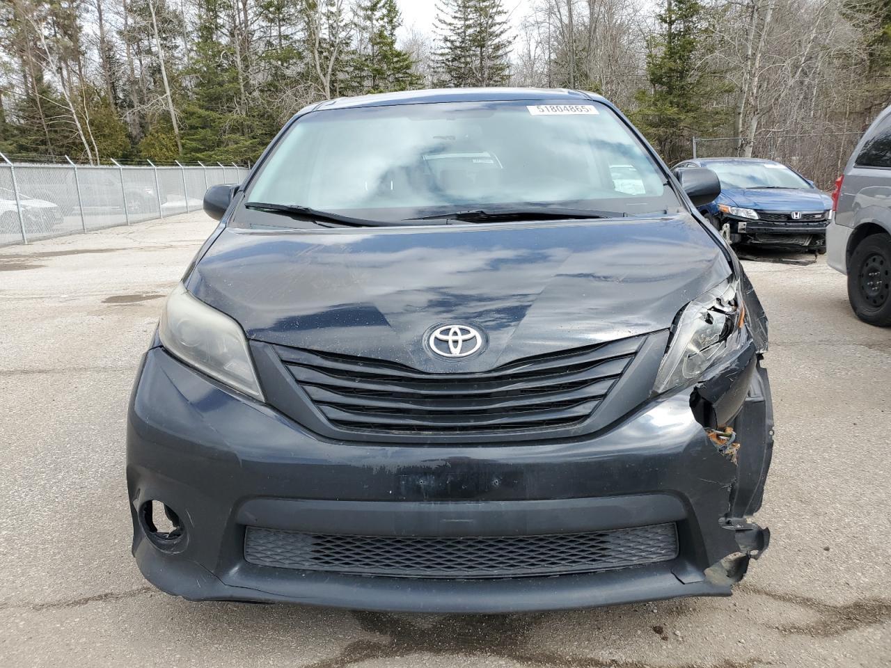 2015 TOYOTA SIENNA SPO - Image 5