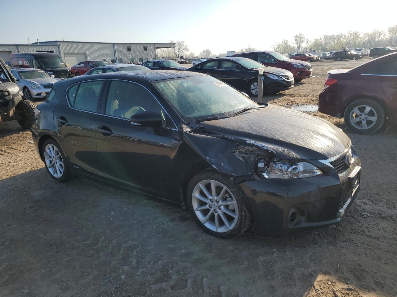 2013 LEXUS CT 200 - Image 4