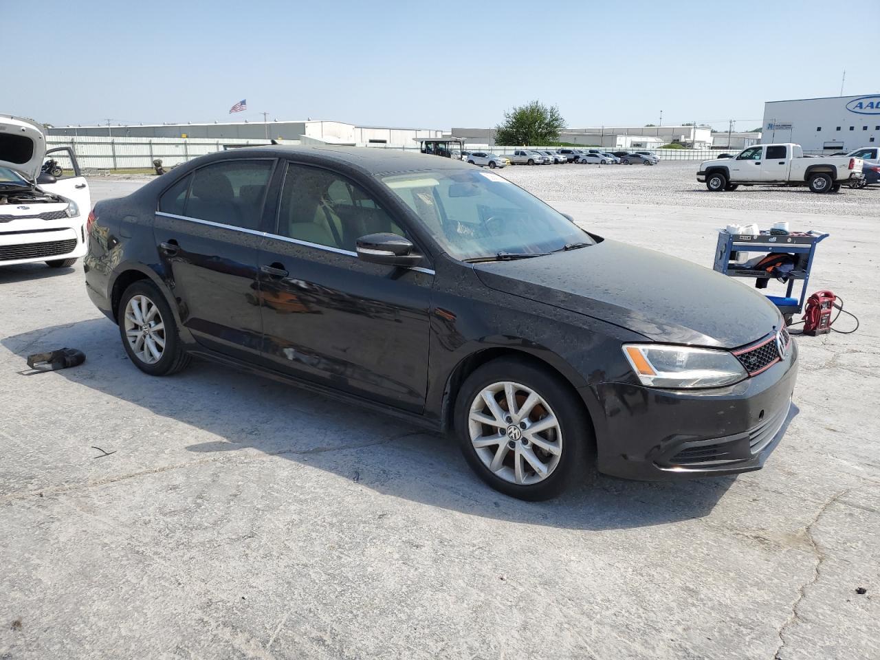 2014 VOLKSWAGEN JETTA SE - Image 4