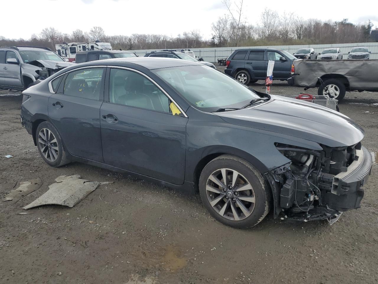 2017 NISSAN ALTIMA 2.5 - Фото 4