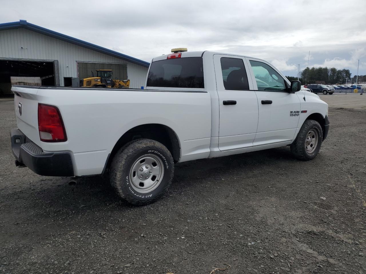 2018 RAM 1500 ST - Image 3