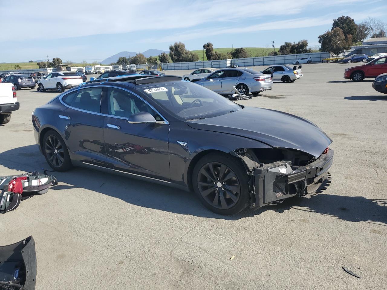 2015 TESLA MODEL S 70 - Фото 4