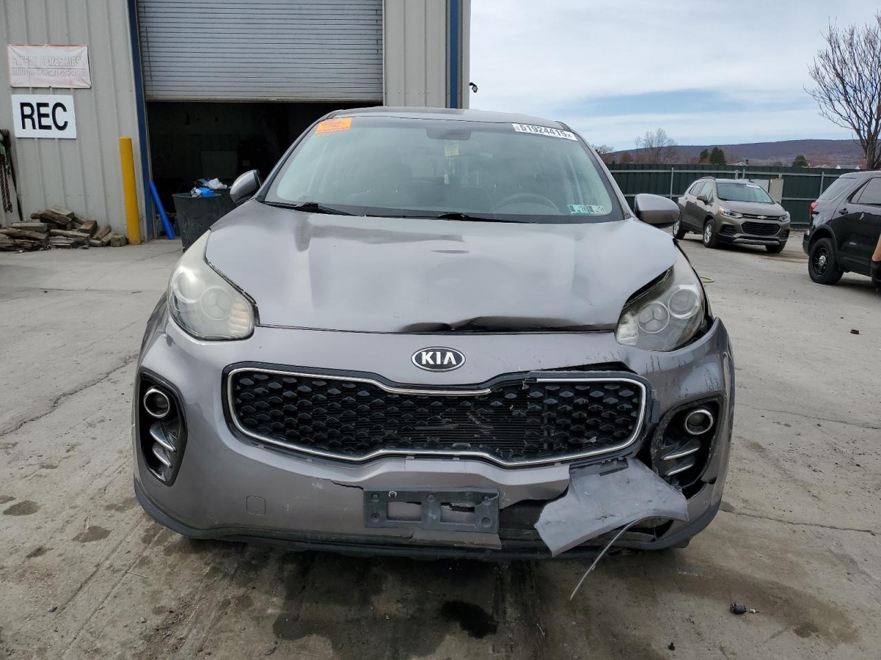2017 KIA SPORTAGE L - Image 5