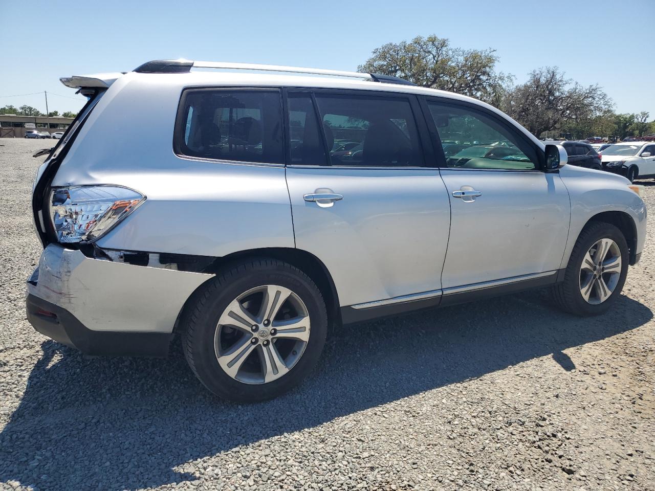 2012 TOYOTA HIGHLANDER - Image 3